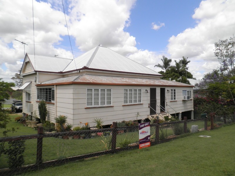 4 McLean Street, North Ipswich QLD 4305