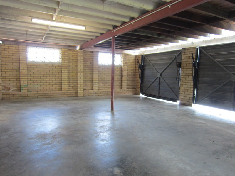 67 Avon Street, Leichhardt QLD 4305