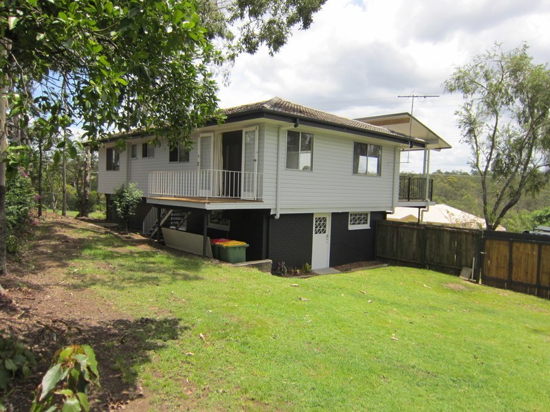 67 Avon Street, Leichhardt QLD 4305