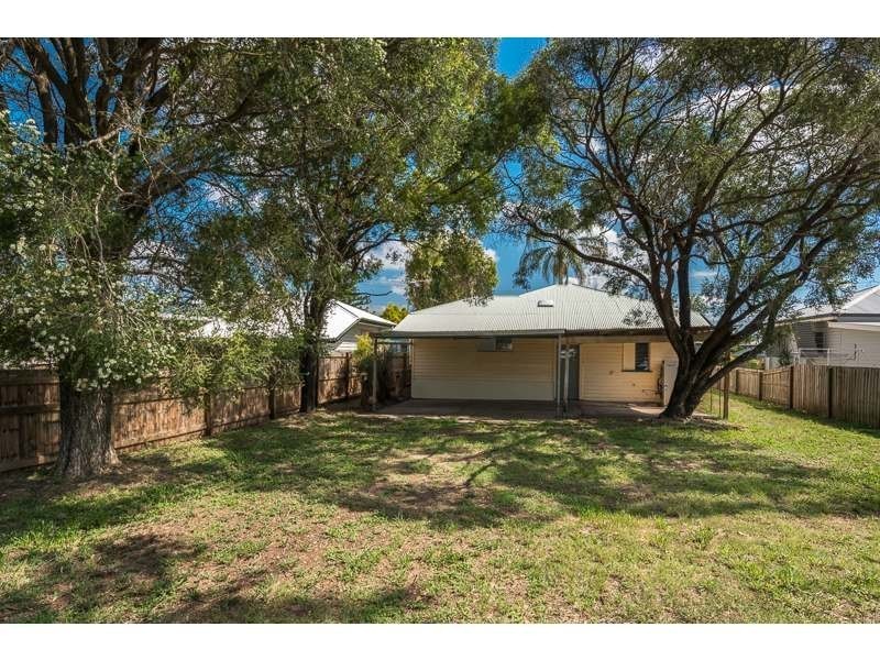 6 Countess Street, East Ipswich QLD 4305