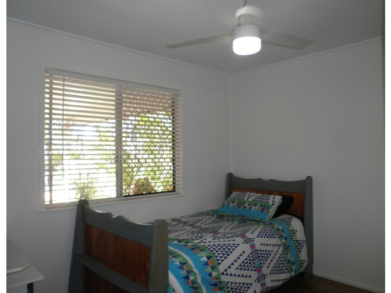 6 Kynance Street, Leichhardt QLD 4305