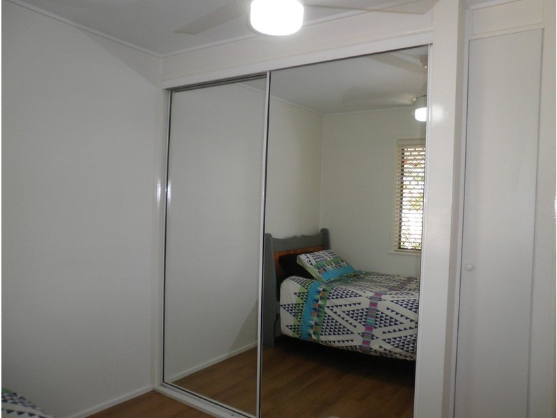 6 Kynance Street, Leichhardt QLD 4305