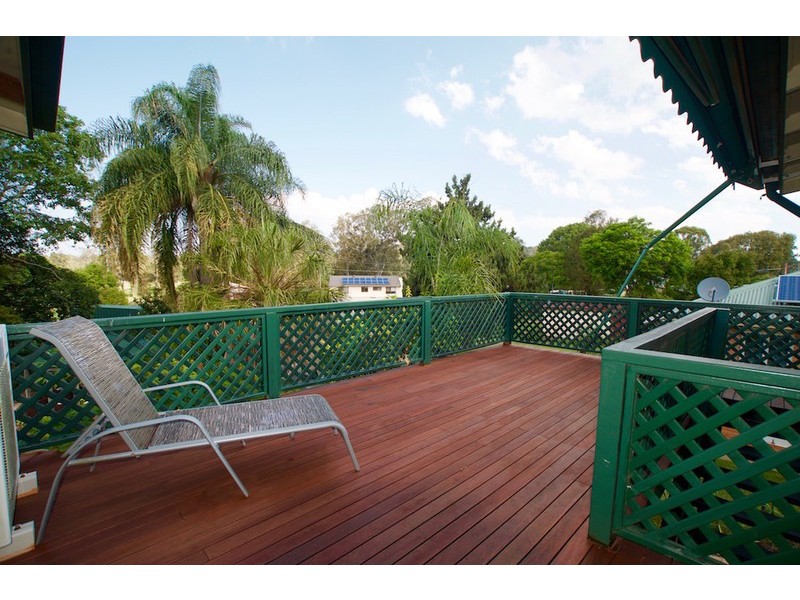 7 Johnston Street, Silkstone QLD 4304