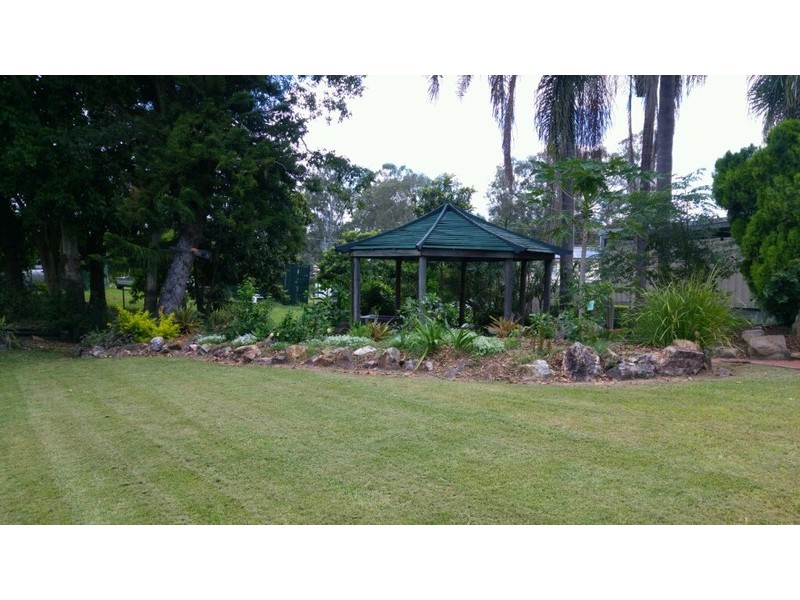 7 Johnston Street, Silkstone QLD 4304