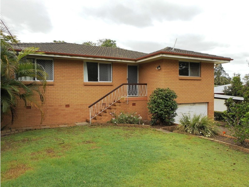 5 Sherlock Street, Brassall QLD 4305