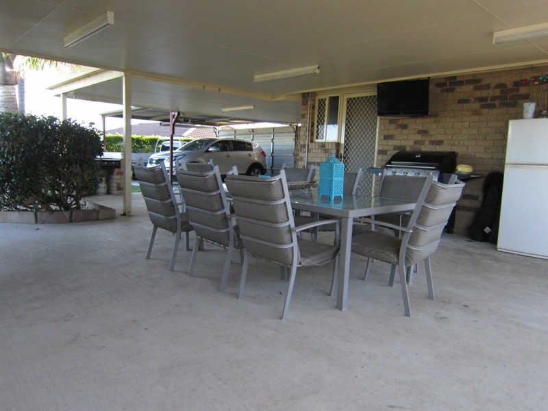 8 Dellvene Crescent, Rosewood QLD 4340