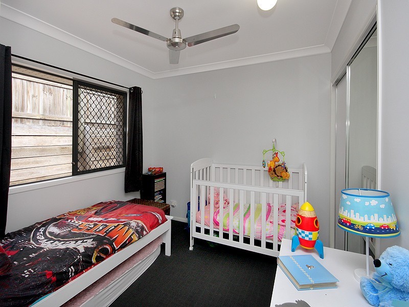 8 Boronia Street, Deebing Heights QLD 4306