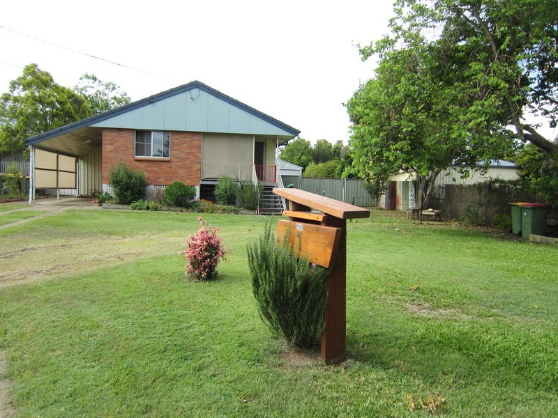 1 Peacock Street, One Mile QLD 4305