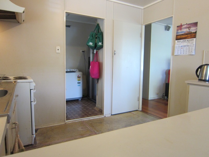 1 Peacock Street, One Mile QLD 4305