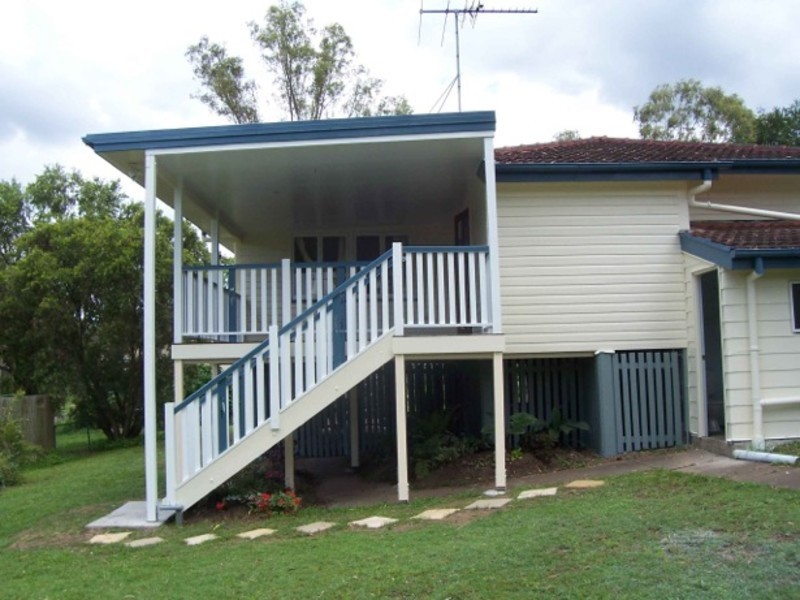 4 Melbourne Street, Brassall QLD 4305