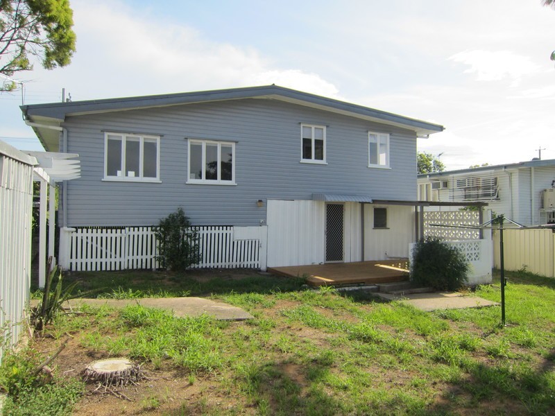 11 Charlotte Street, Basin Pocket QLD 4305