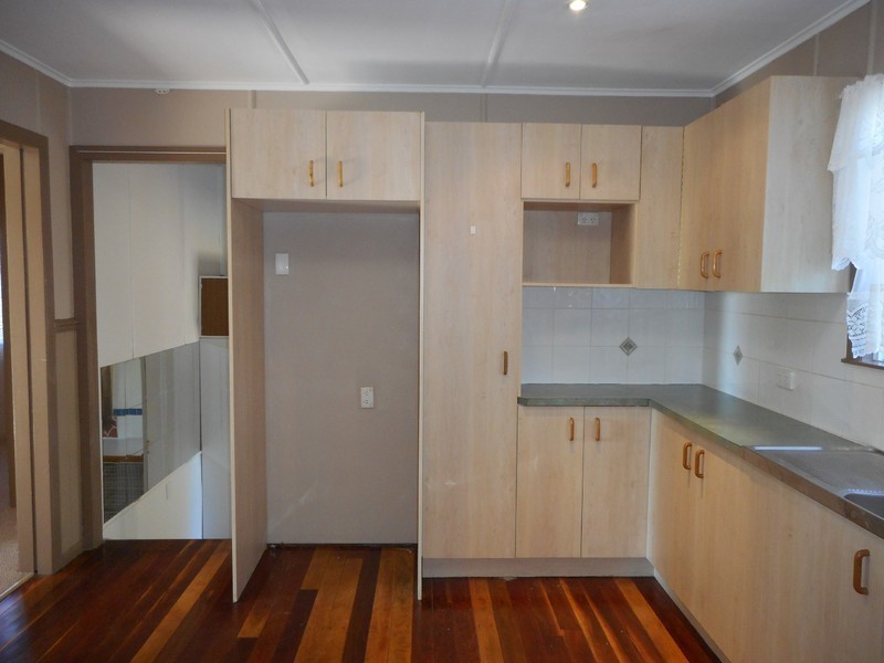 69 North High Street, Brassall QLD 4305