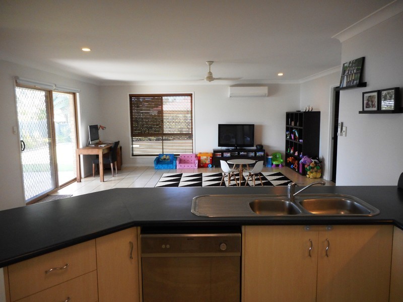 10 Conan Close, Wulkuraka QLD 4305