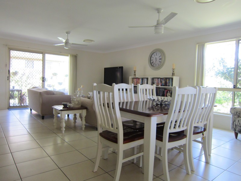 1 Heit Court, North Booval QLD 4304