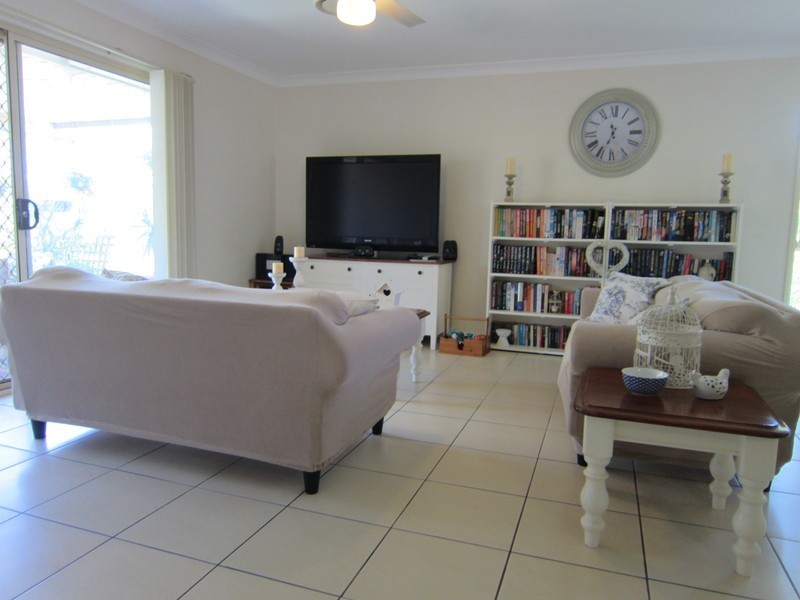 1 Heit Court, North Booval QLD 4304