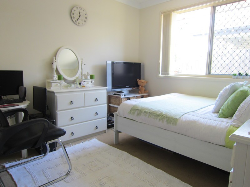 1 Heit Court, North Booval QLD 4304