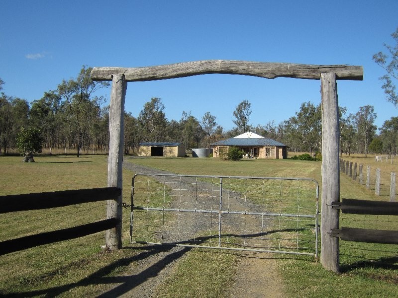 740 Middle Road, Purga QLD 4306