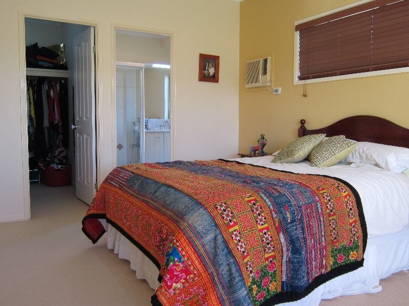 740 Middle Road, Purga QLD 4306