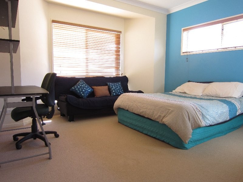 740 Middle Road, Purga QLD 4306