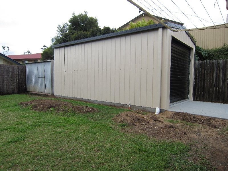 2 Falcon Court, Flinders View QLD 4305