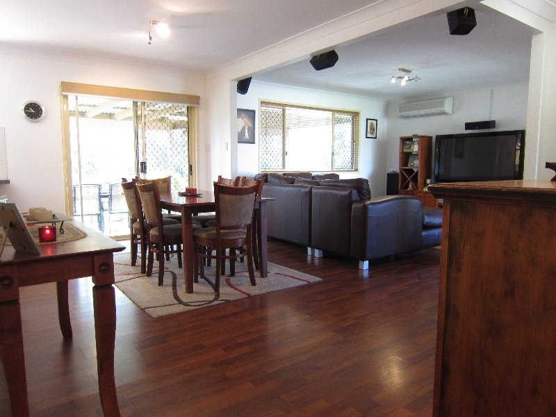 10 Arabian Close, Yamanto QLD 4305