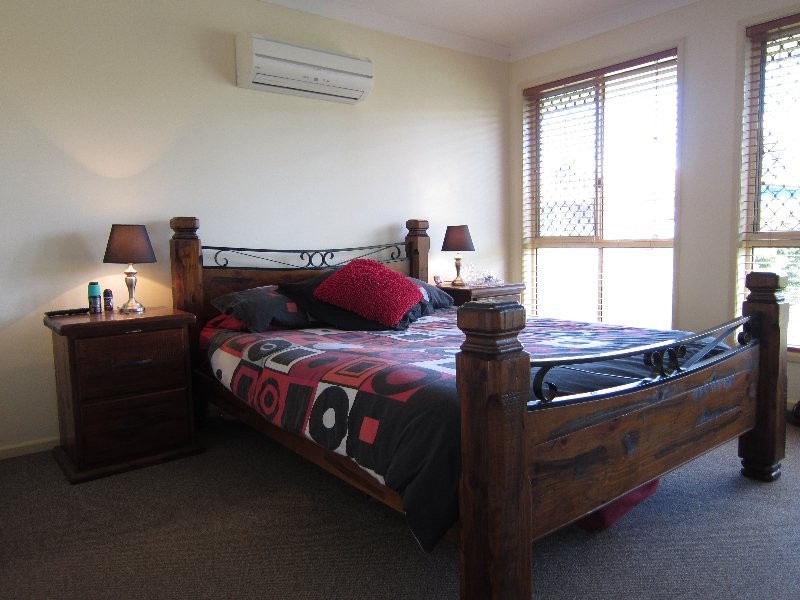 10 Arabian Close, Yamanto QLD 4305