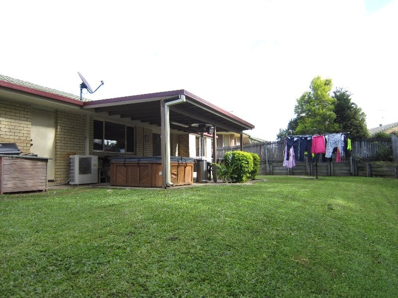 10 Arabian Close, Yamanto QLD 4305