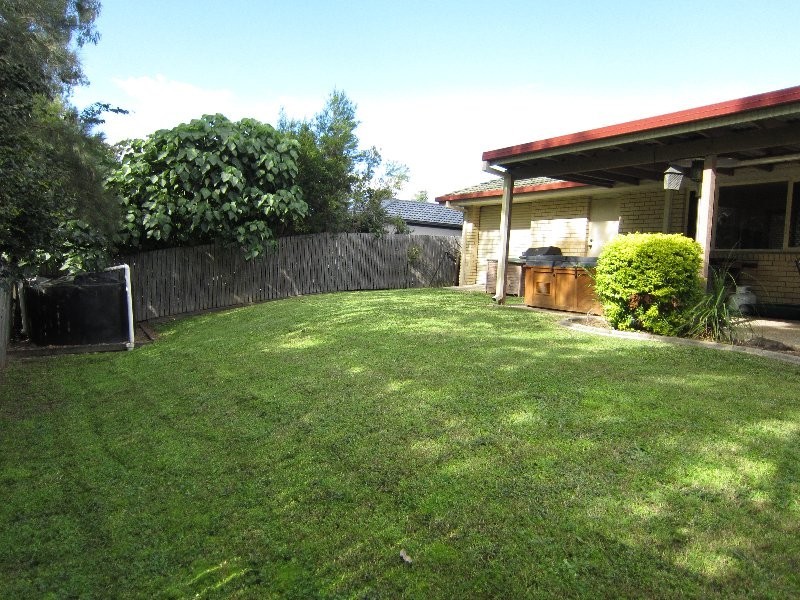 10 Arabian Close, Yamanto QLD 4305