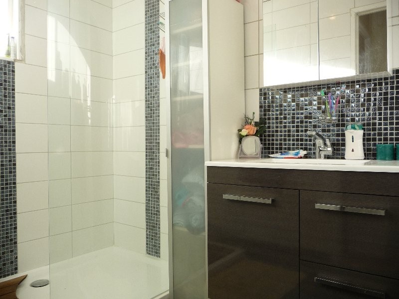 11 Cross Street, Raceview QLD 4305