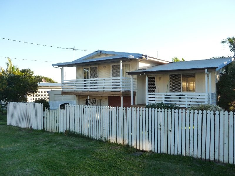 11 Cross Street, Raceview QLD 4305