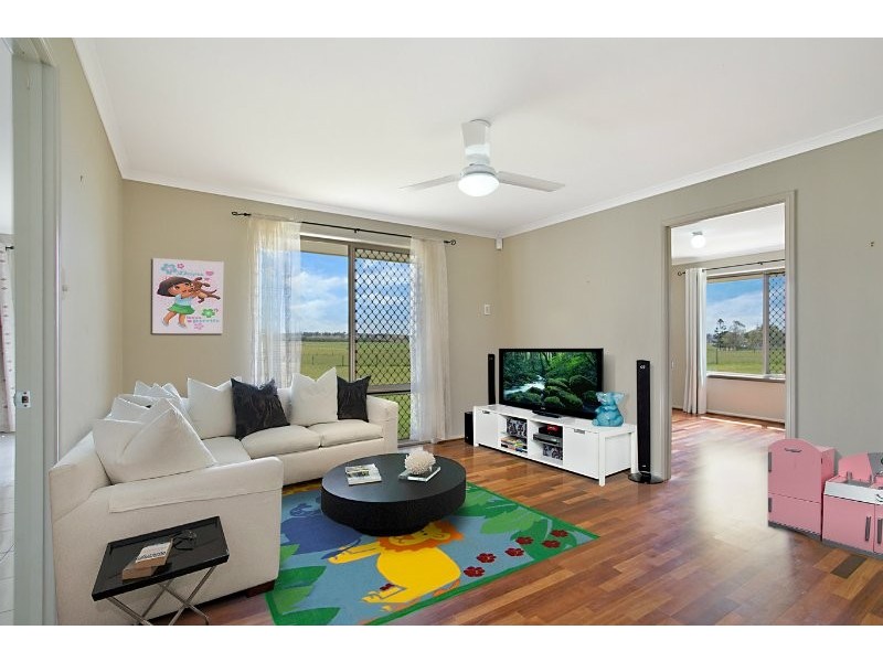 29 Ivory Close, Peak Crossing QLD 4306