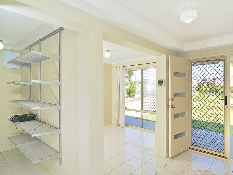 29 Ivory Close, Peak Crossing QLD 4306