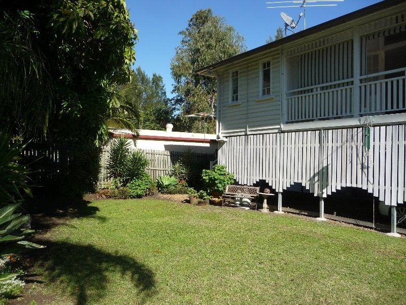 13a George Street, Newtown QLD 4305