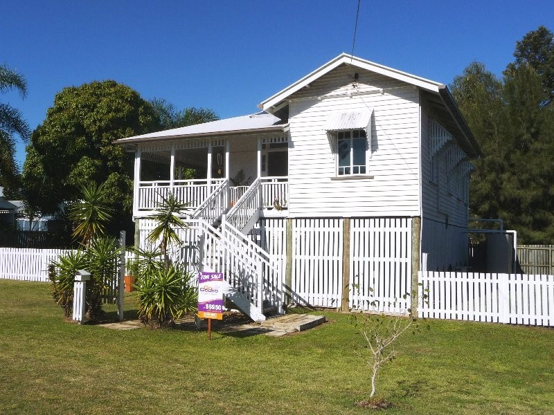 13a George Street, Newtown QLD 4305