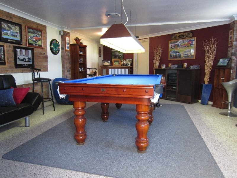 8 Amor Court, Yamanto QLD 4305