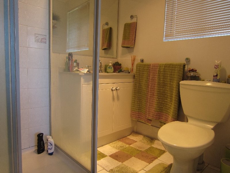 8 Amor Court, Yamanto QLD 4305