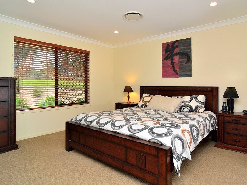 31 Warren Court, Willowbank QLD 4306