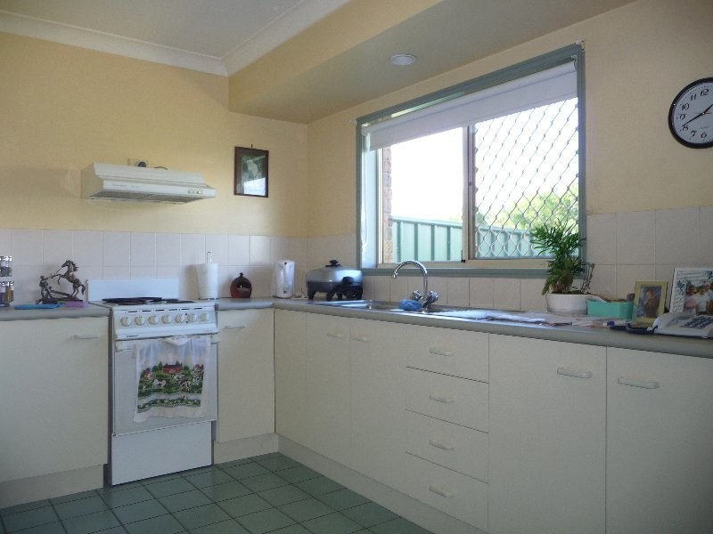 13 Hunter Street, Brassall QLD 4305