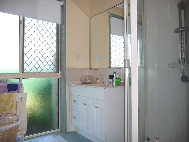 13 Hunter Street, Brassall QLD 4305