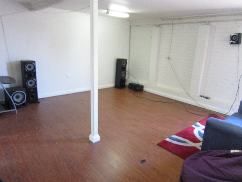 1 Eileen Street, Flinders View QLD 4305