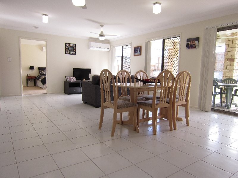 4 Petal Place, Yamanto QLD 4305