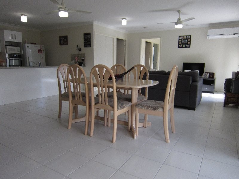 4 Petal Place, Yamanto QLD 4305