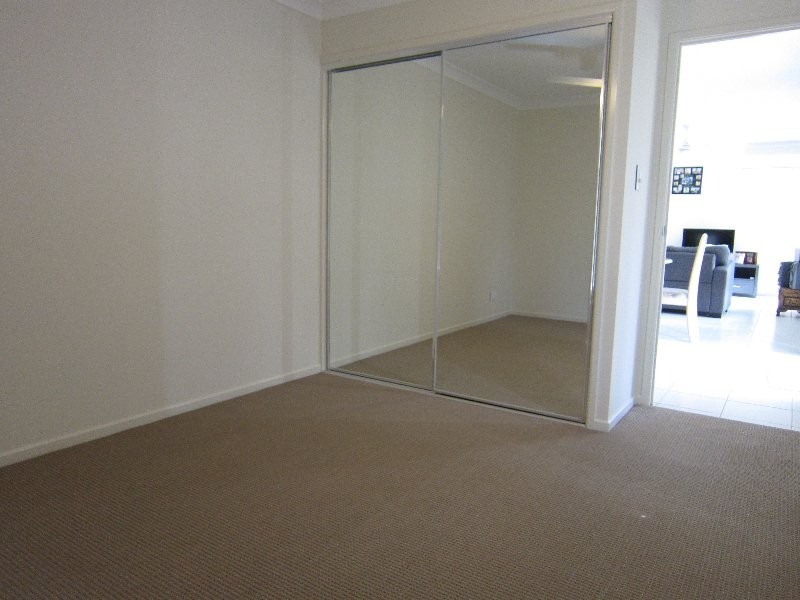 4 Petal Place, Yamanto QLD 4305