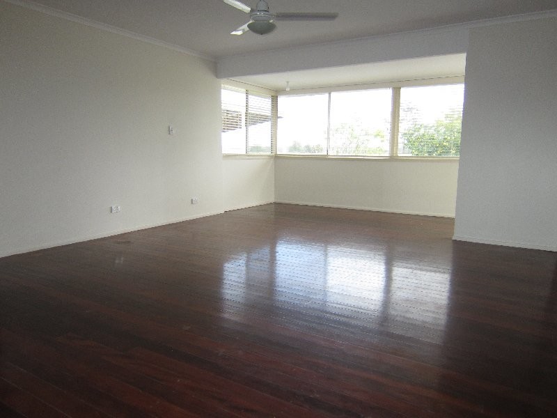 135 Goddards Road, Yamanto QLD 4305