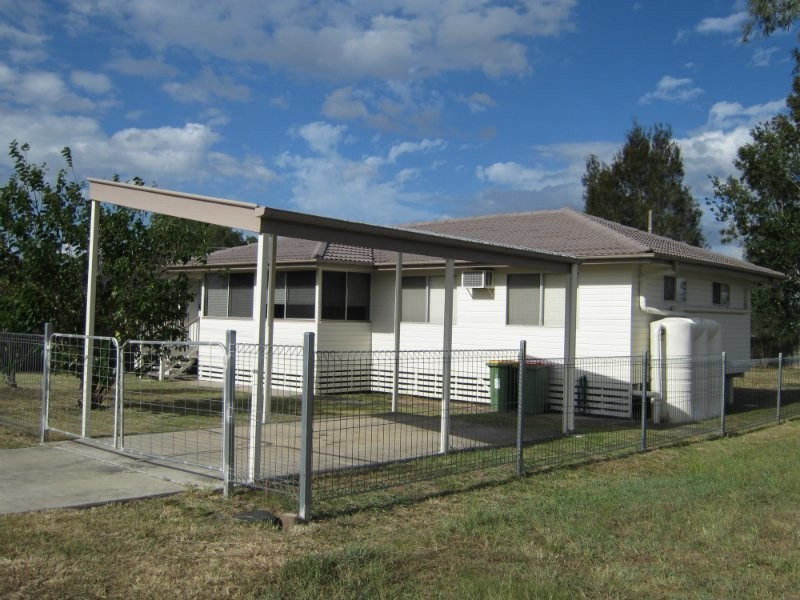 135 Goddards Road, Yamanto QLD 4305