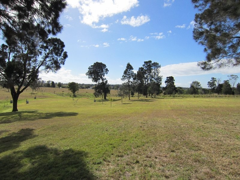 411 Thagoona Haigslea Road, Mount Marrow QLD 4306