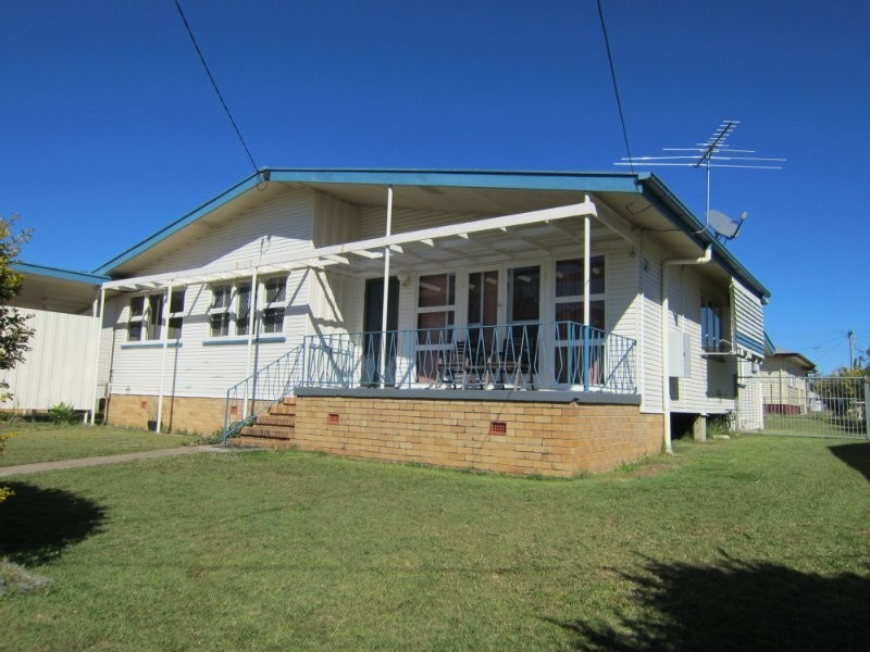 17 Grenadier Circle, Ebbw Vale QLD 4304