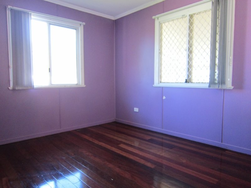 17 Grenadier Circle, Ebbw Vale QLD 4304