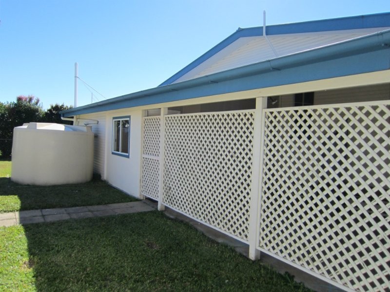 17 Grenadier Circle, Ebbw Vale QLD 4304