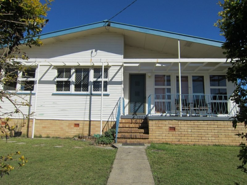 17 Grenadier Circle, Ebbw Vale QLD 4304